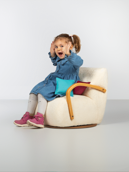 Soho Twist Dönen Ayaklı Çocuk Koltuğu Krem